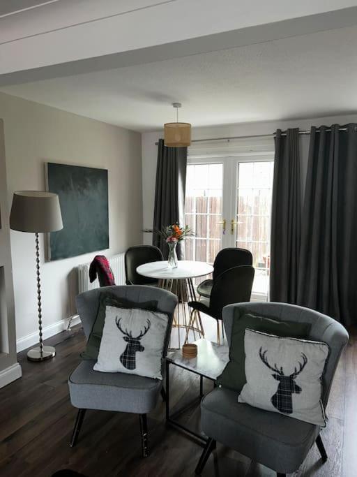 15 Min Drive To Airport 20 Min To Loch Lomond And City Center Old Kilpatrick 외부 사진