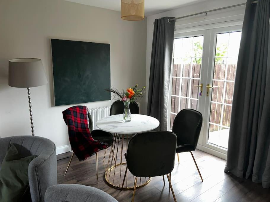 15 Min Drive To Airport 20 Min To Loch Lomond And City Center Old Kilpatrick 외부 사진